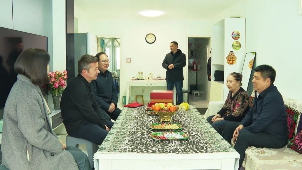 乌苏市领导开展春节前夕走访慰问活动