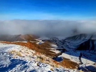 乌苏市巴音沟景区，冬日云海，如梦似幻